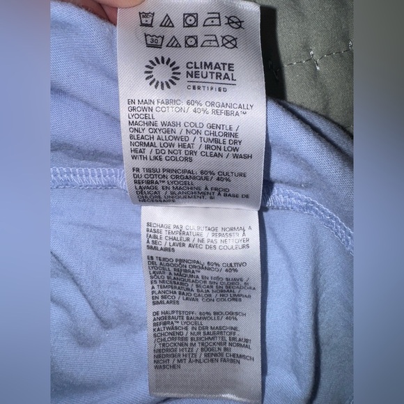 Devon Lee Carlson Lizzie Graphic T-Shirt. Size XL EUC - Picture 10 of 13